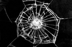 贴了HWUPR(琥珀)隔热膜，如果玻璃破了给重新贴吗？